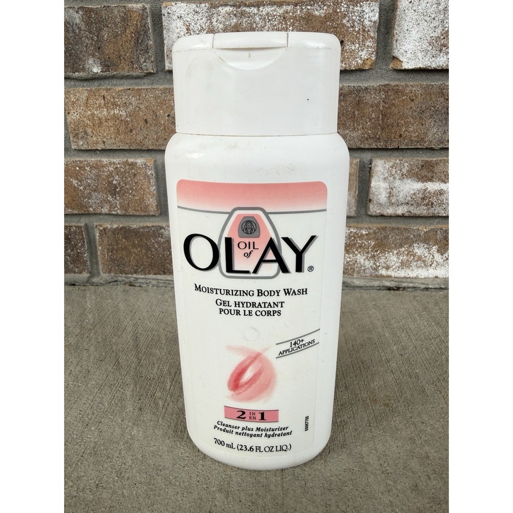 Vintage 1997 Oil Of Olay 2 In 1 Cleanser Plus Moisturizer Body Wash 23.6oz Prop